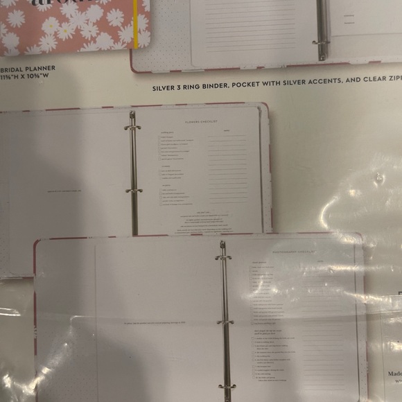 Kate Spade Wedding Planner- Love is All Around NEW Unopened - Picture 6 of 6